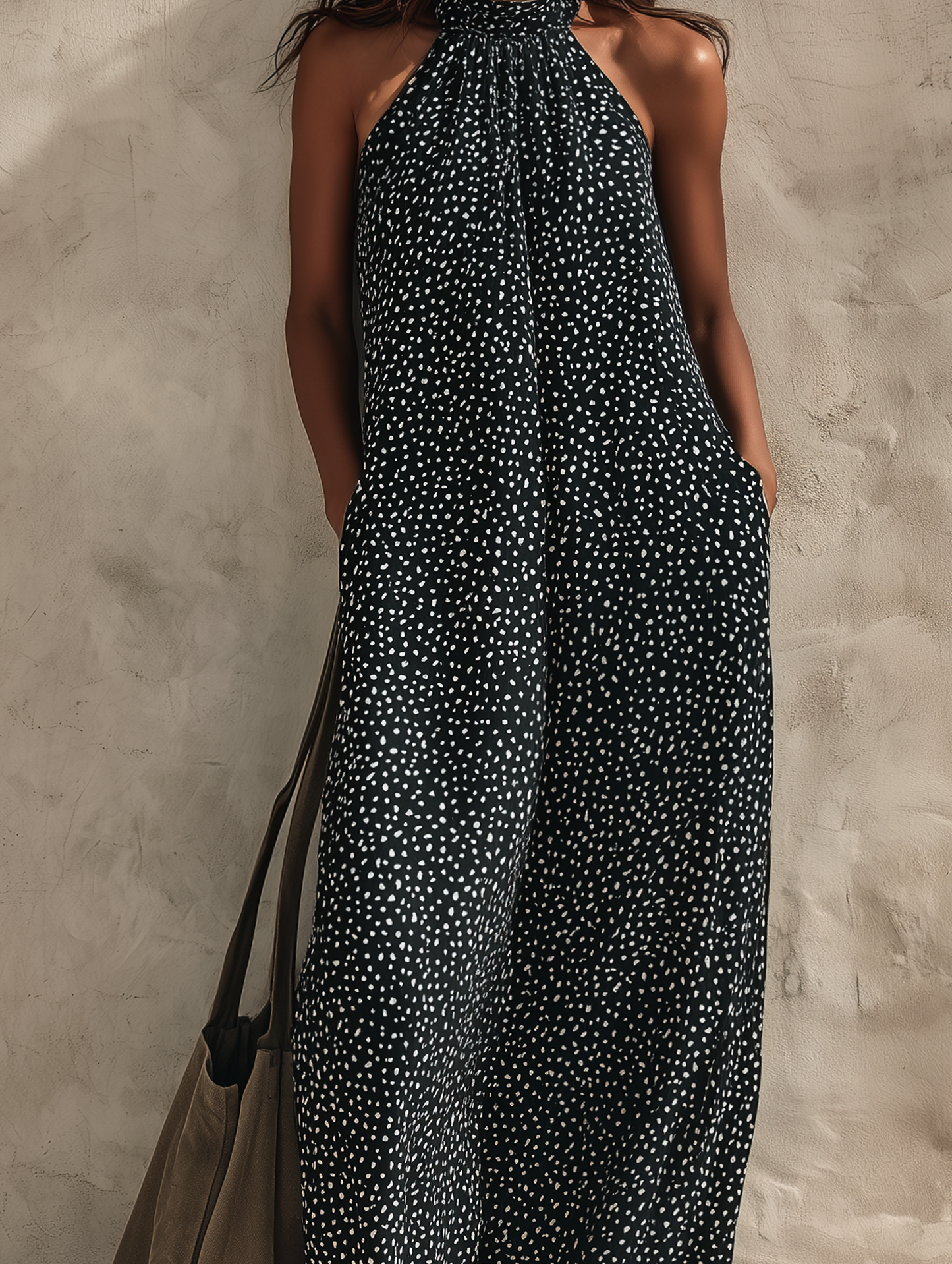 Women's Casual Black And White Sleeveless Maxi Dress With Round Neck And Thick Chiffon Fabric MDZ0126G0LXY