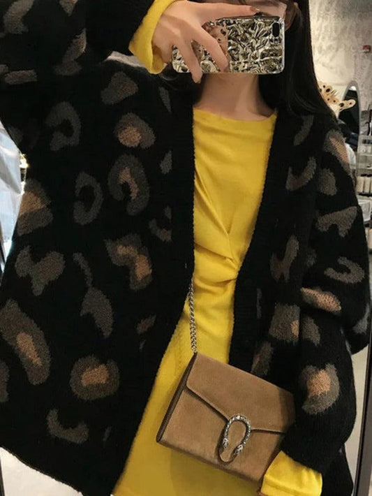 Leopard print loose cardigan