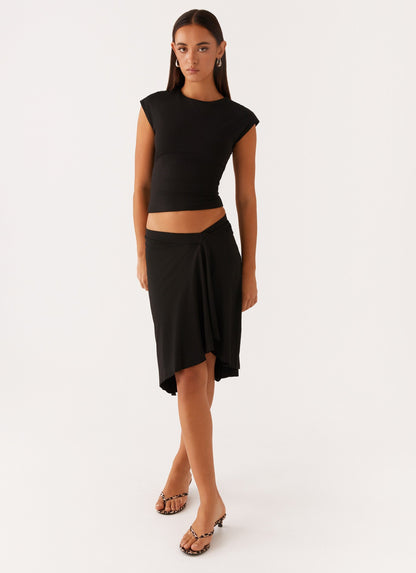 Shes A Lady Top - Black